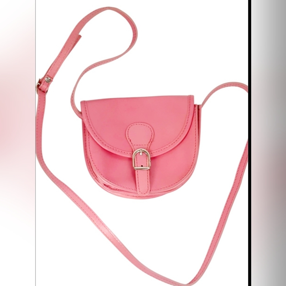 VERA PELLE Made in Italy / Leather Bright Pink Handbag / Magnetic Snap Closure /